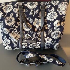 Vera Bradley Tote/Crossbody Blue & White EUC-Rare